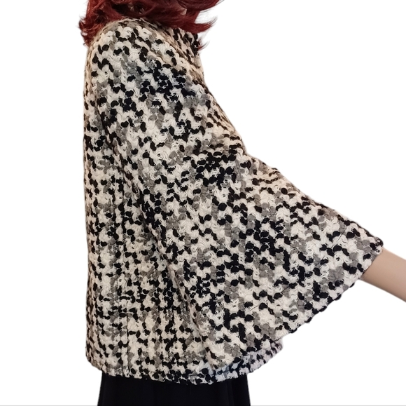 Vintage Anthracite Bell-Sleeved Nubby Tweed Jacket - Picture 7 of 12